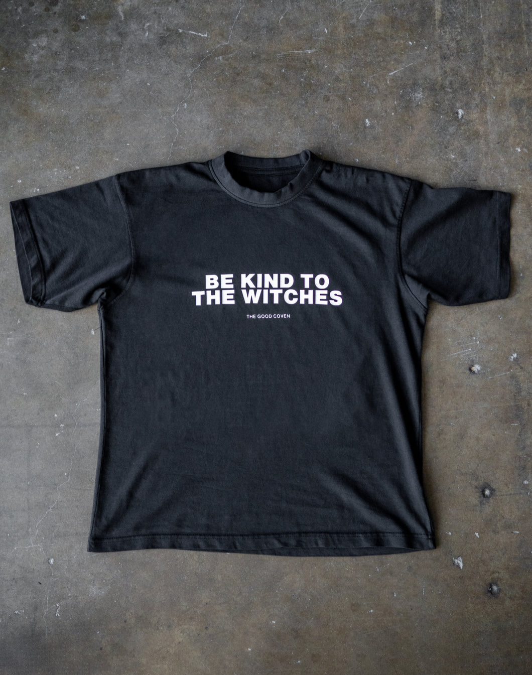 BE KIND TO THE WITCHES (BLACK) Premium Heavyweight Oversize T